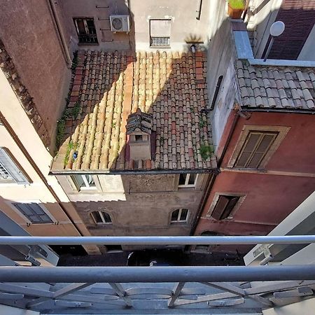 Vicolo Cellini By Halldis Rome Buitenkant foto